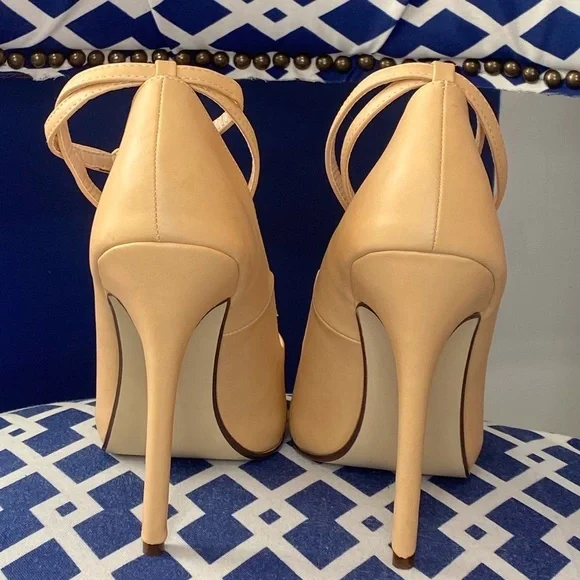 Nude shoe dazzle classic pointed ankle strap pumps Sz 10 - Picture 8 of 8